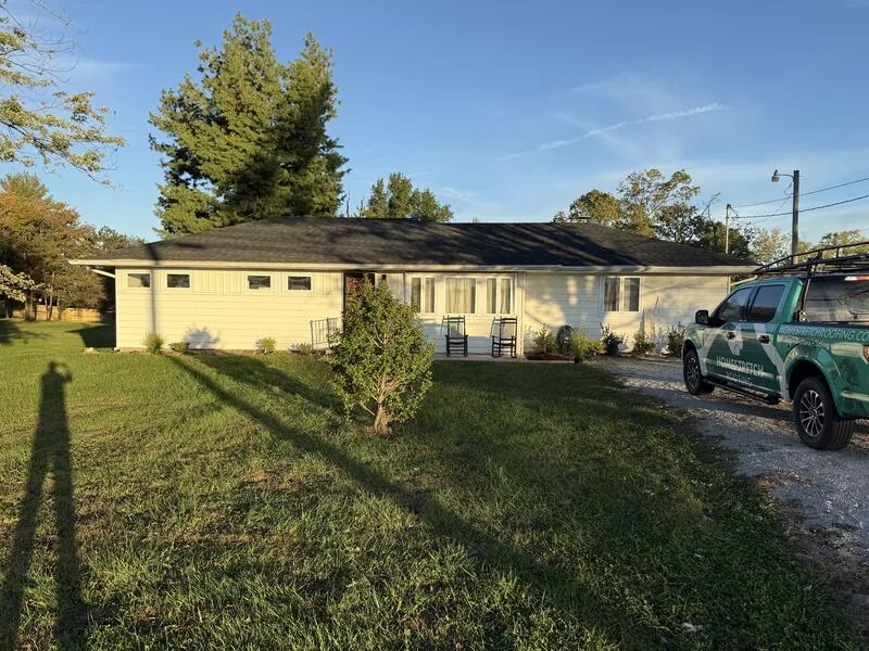 Installed new architectural roof on KY-44 in Crestwood, KY by Homestretch Roofing